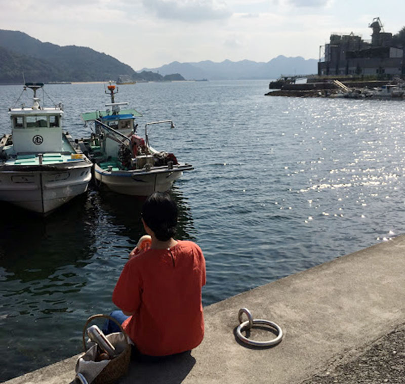 横浜港