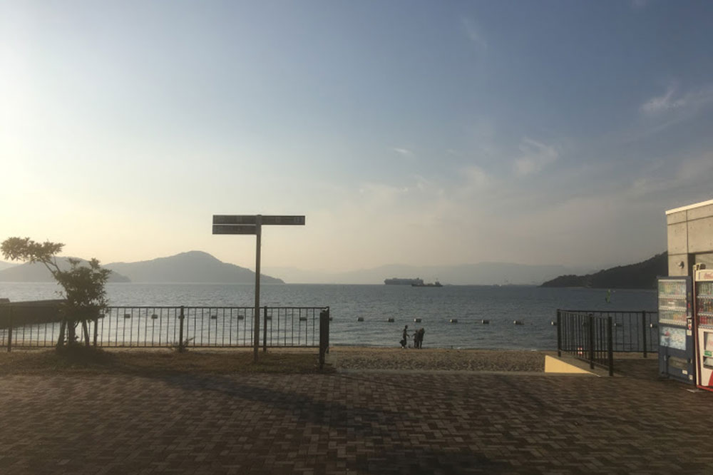 ベイサイドビーチ坂